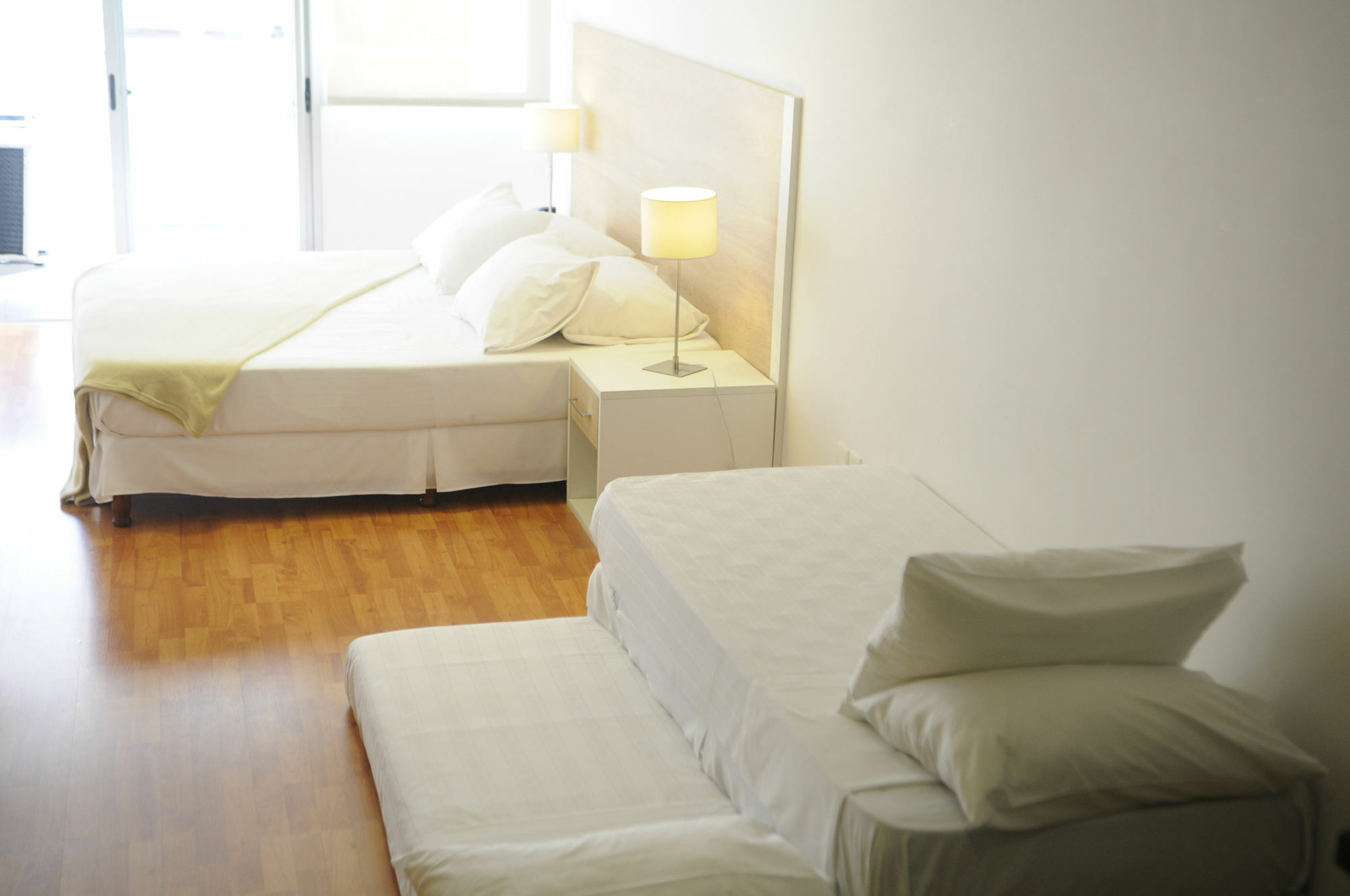 Massini Suites Монтевидео Экстерьер фото